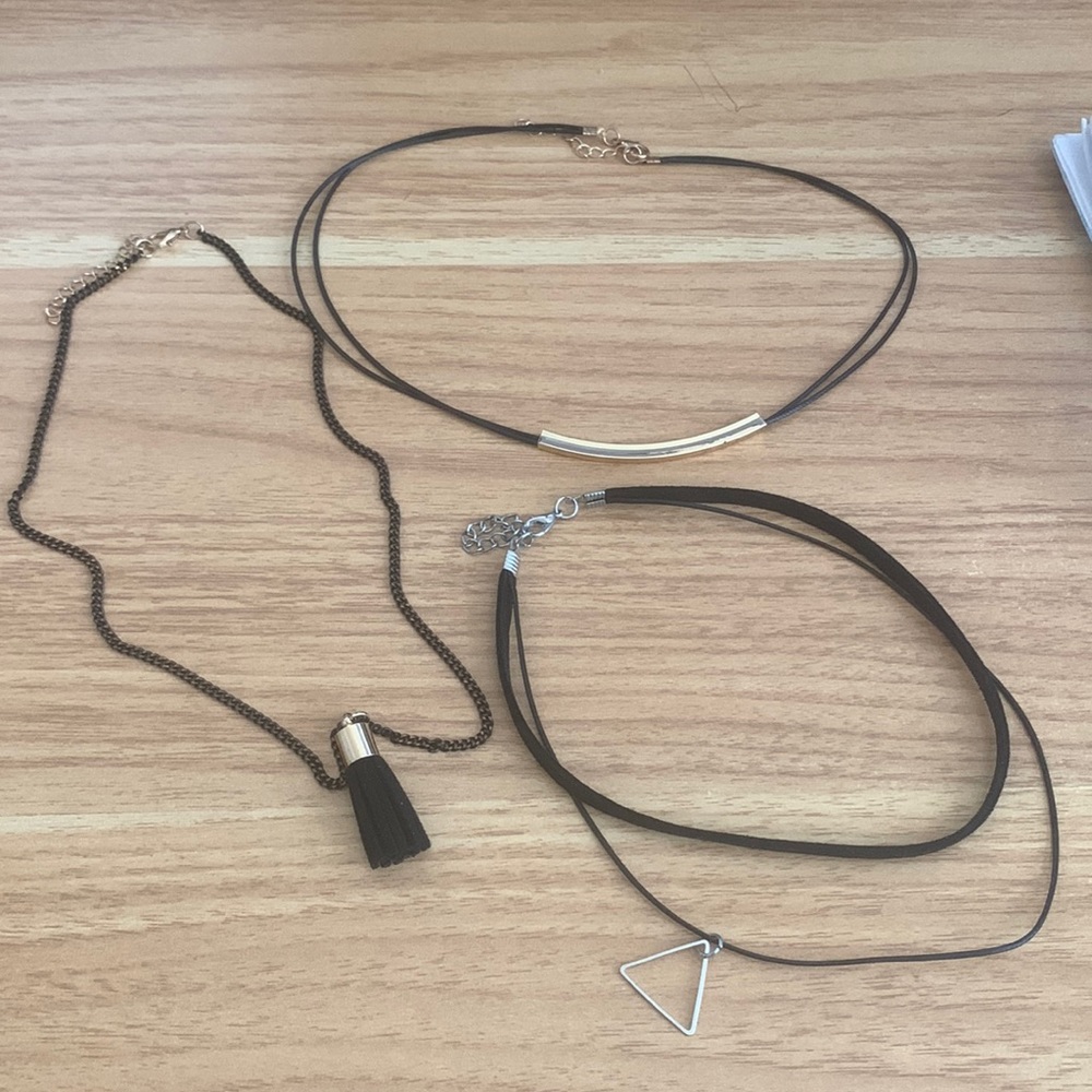Set of 3 - choker and necklace set